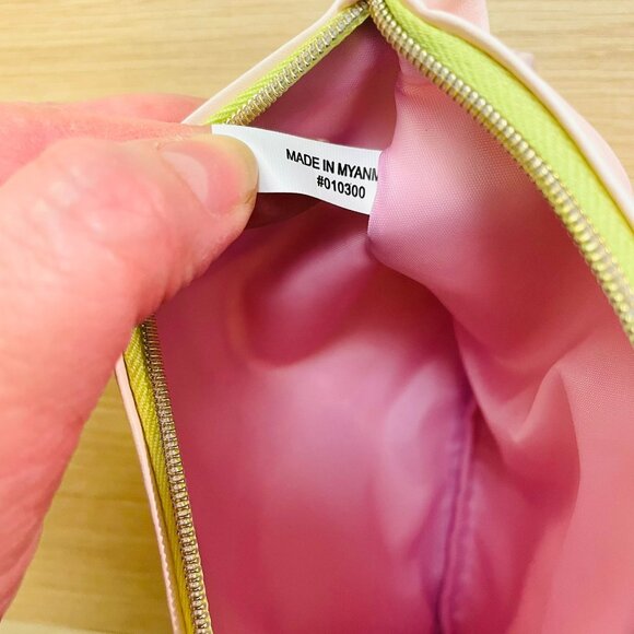 Ipsy Glam Bag Zippered Pouch Cosmetics Bag in Light Pink with Dreamy Designs - Picture 7 of 8